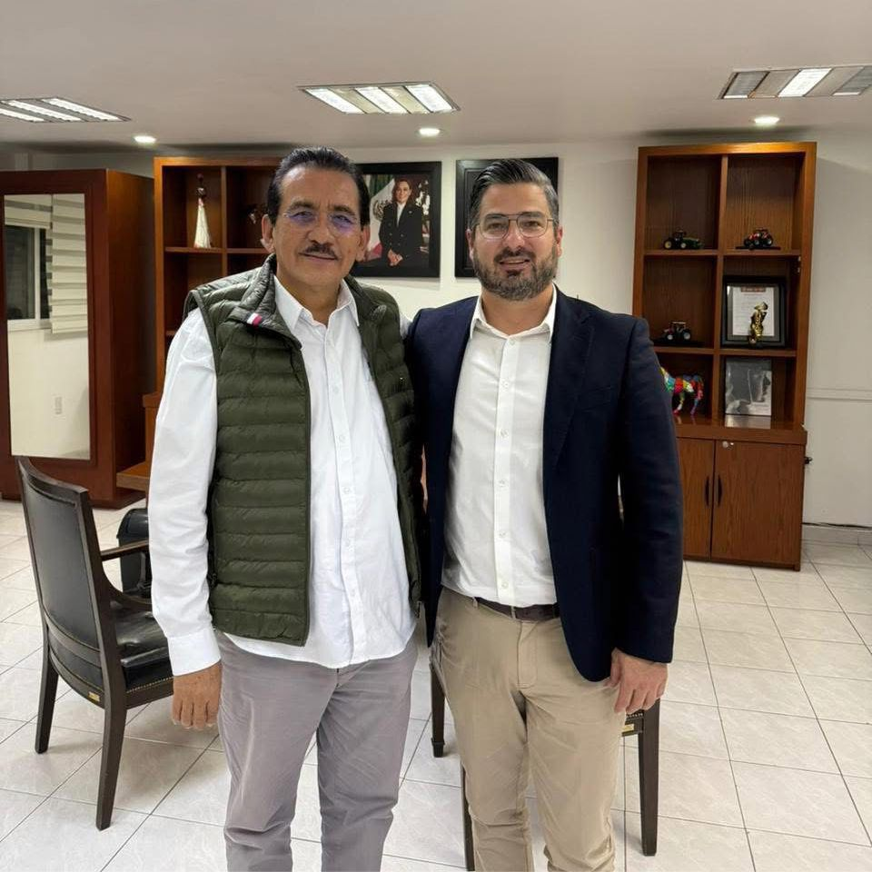 Daniel Cortina gestiona apoyos el campo tuxpeño Daniel Cortina gestiona apoyos el campo tuxpeño