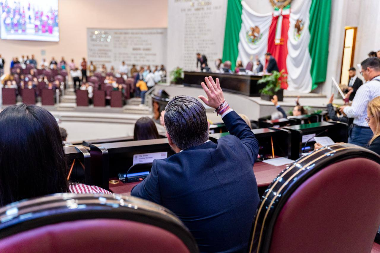 Daniel Cortina: “Desde cualquier trinchera, el compromiso es servir con honestidad” Daniel Cortina: “Desde cualquier trinchera, el compromiso es servir con honestidad”