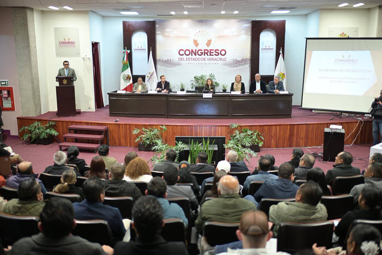 Entrega Congreso del Estado leyes de ingresos a municipios de Veracruz Entrega Congreso del Estado leyes de ingresos a municipios de Veracruz