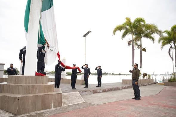 Conmemoran el Día de la Bandera Conmemoran el Día de la Bandera