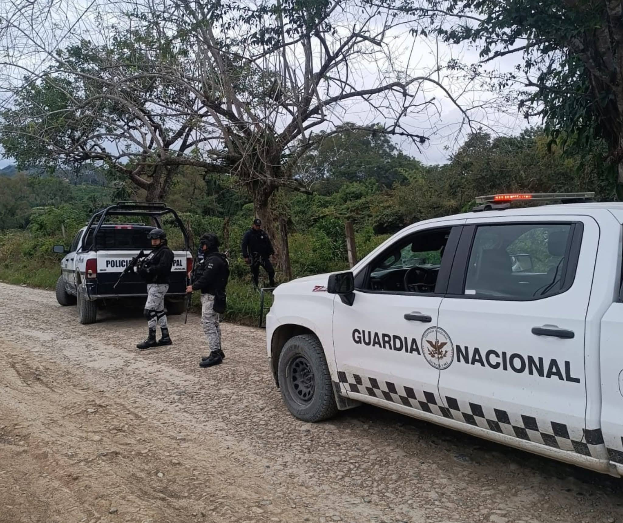 Aseguran armas tras operativo contra la cacería ilegal en Ixhuatlán de Madero Aseguran armas tras operativo contra la cacería ilegal en Ixhuatlán de Madero
