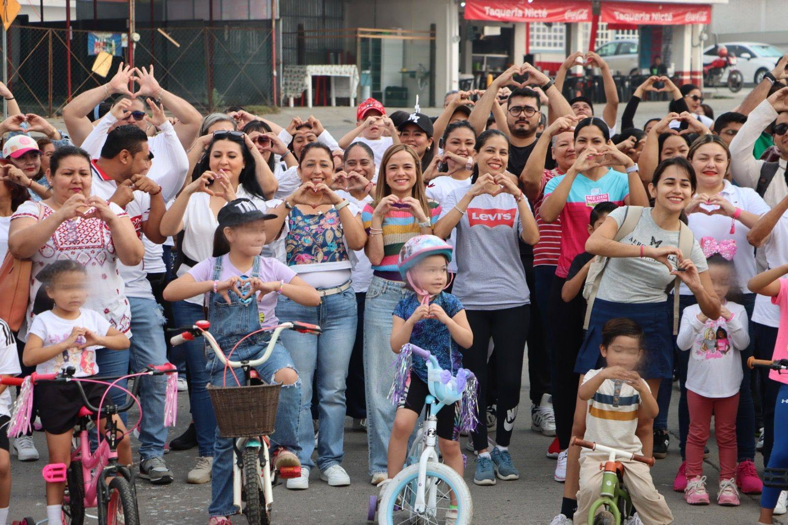 DIF #Tuxpan celebra el Día de la Familia con actividades deportivas y de convivencia DIF #Tuxpan celebra el Día de la Familia con actividades deportivas y de convivencia