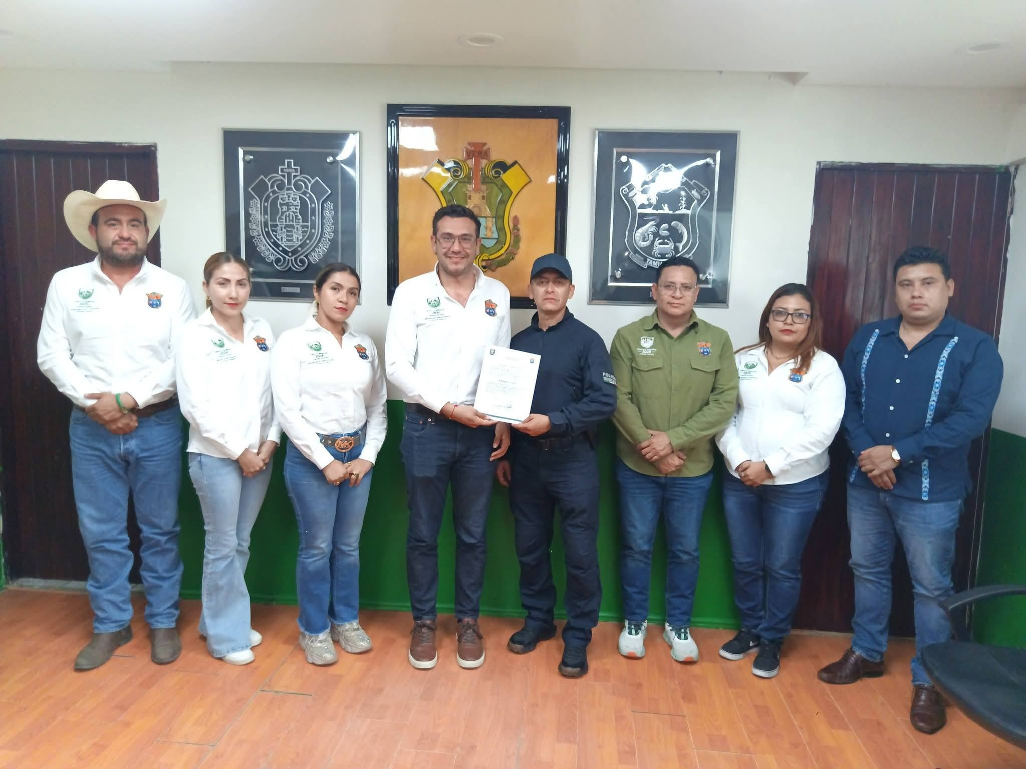 Se sigue fortaleciendo el servicio municipal en Beneficio de los habitantes de Tamiahua