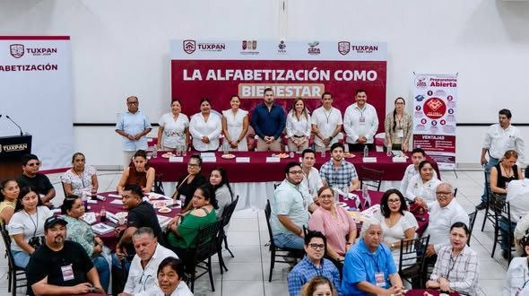 Tuxpan impulsa la alfabetización como herramienta de bienestar social